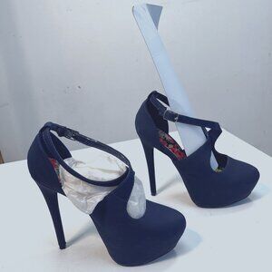FUN  CROSS STRAPPED PLATFORM STILETO SHOES 6.5 Blue suede-ish
